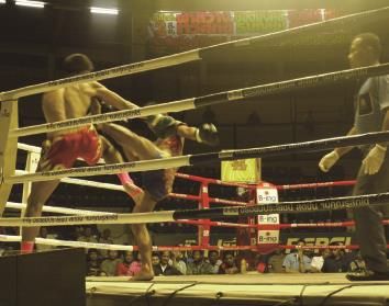 拉差达慕拳馆 Ratchadamnoen Boxing Stadium
