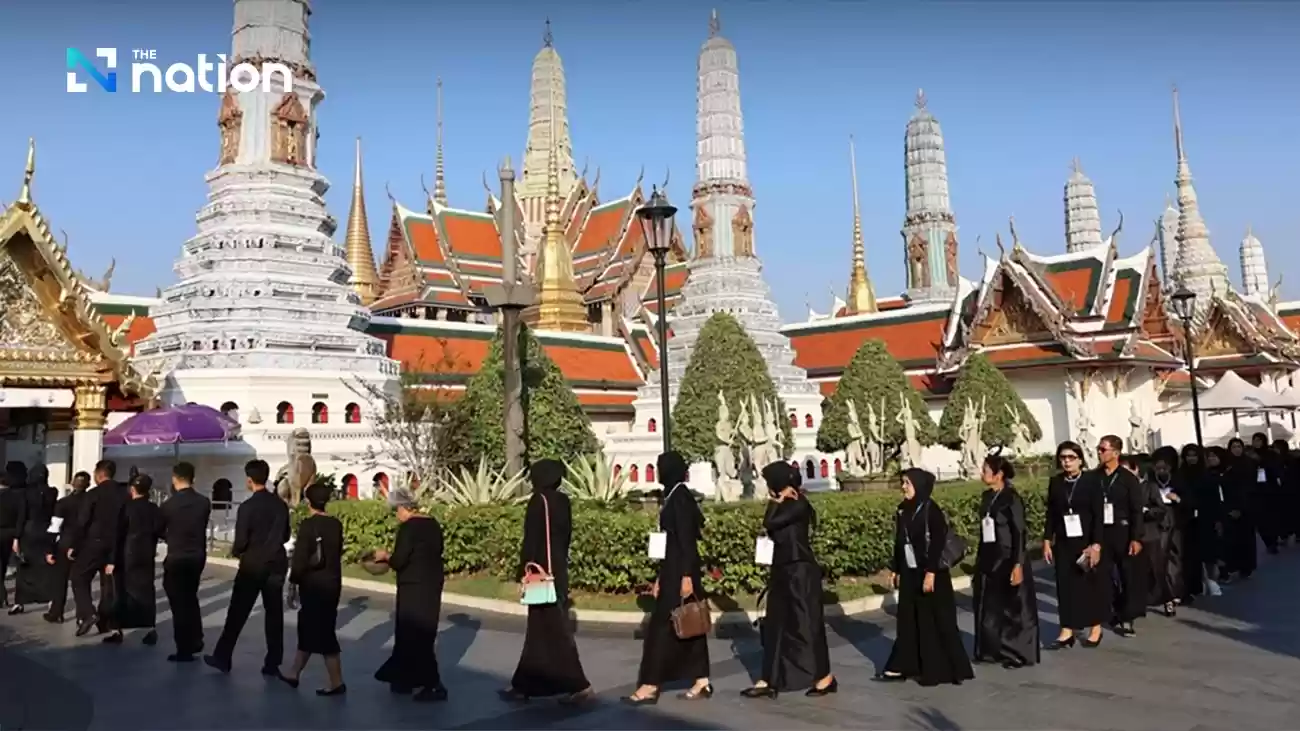 元旦にシリキット王妃の遺骨に参拝する一般人の許可が停止される