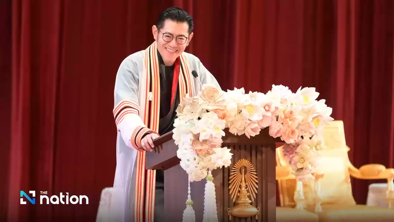 ブータン国王、チュラロンコーンでの感動的な演説でタイの家庭料理と仏教の戦士精神を回想